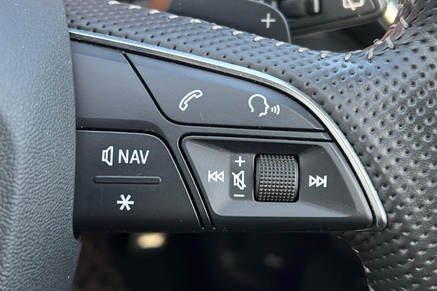 Audi Q5 thumbnail image number 18