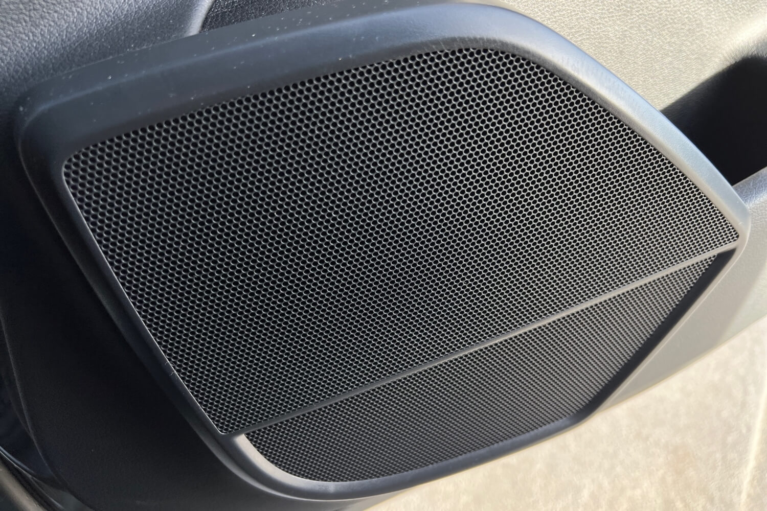 Audi Q5 thumbnail image number 23