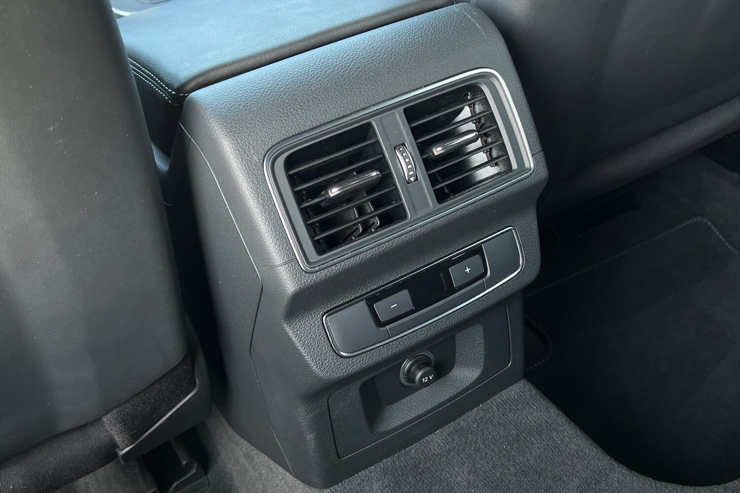 Audi Q5 thumbnail image number 34