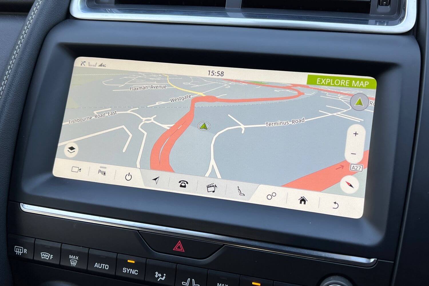 Jaguar E-PACE thumbnail image number 19