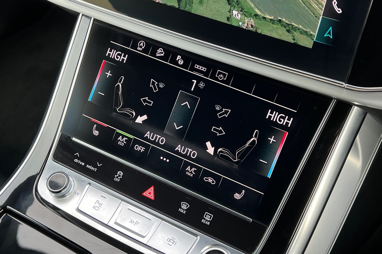 Audi Q8 thumbnail image number 16