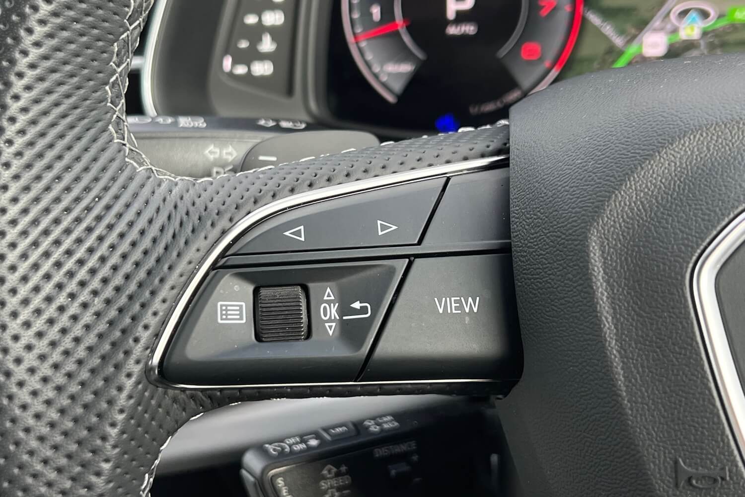 Audi Q8 thumbnail image number 17