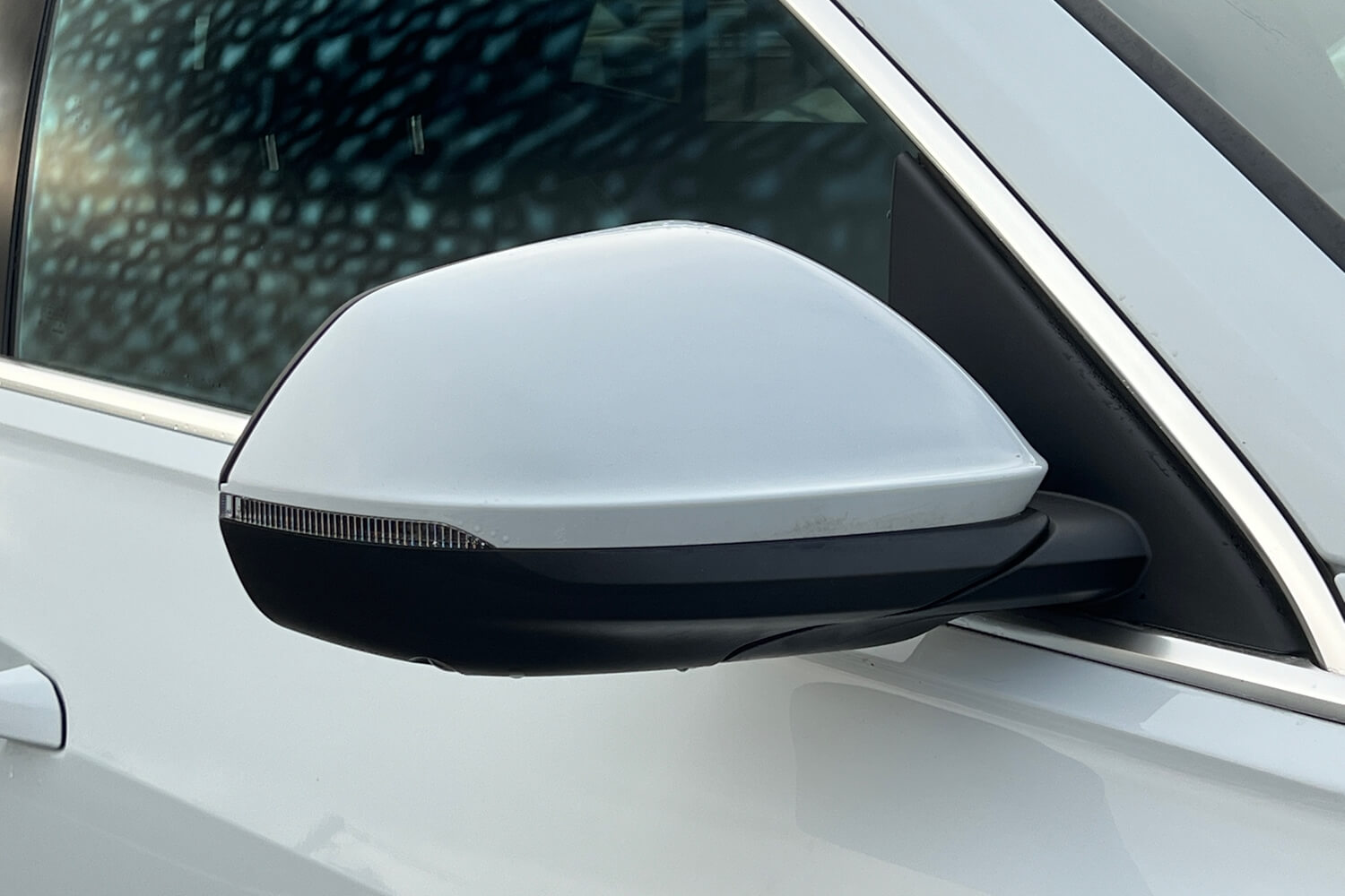 Audi Q8 thumbnail image number 3