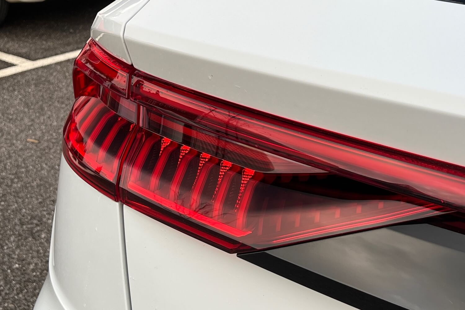 Audi Q8 thumbnail image number 9