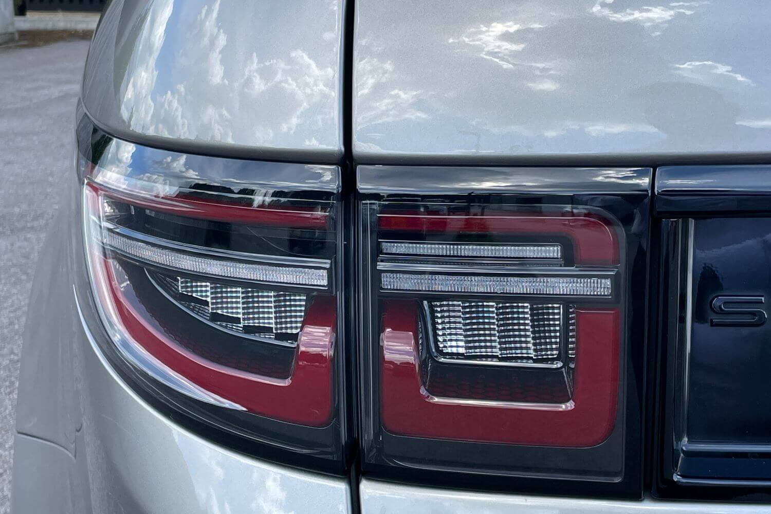 LAND ROVER DISCOVERY SPORT thumbnail image number 10