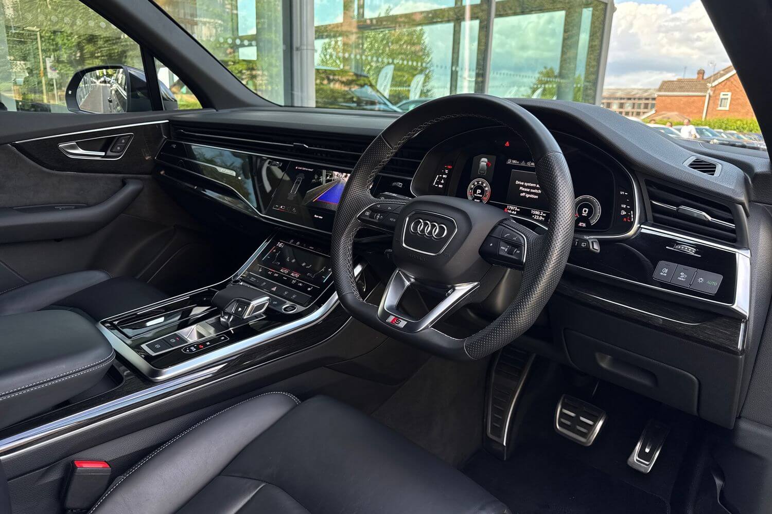 Audi Q7 thumbnail image number 21