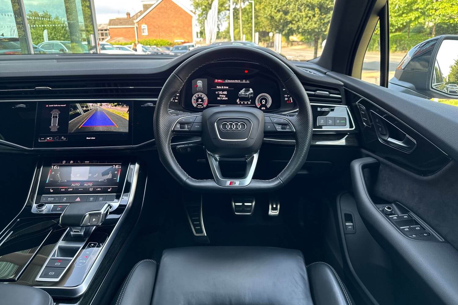 Audi Q7 thumbnail image number 28