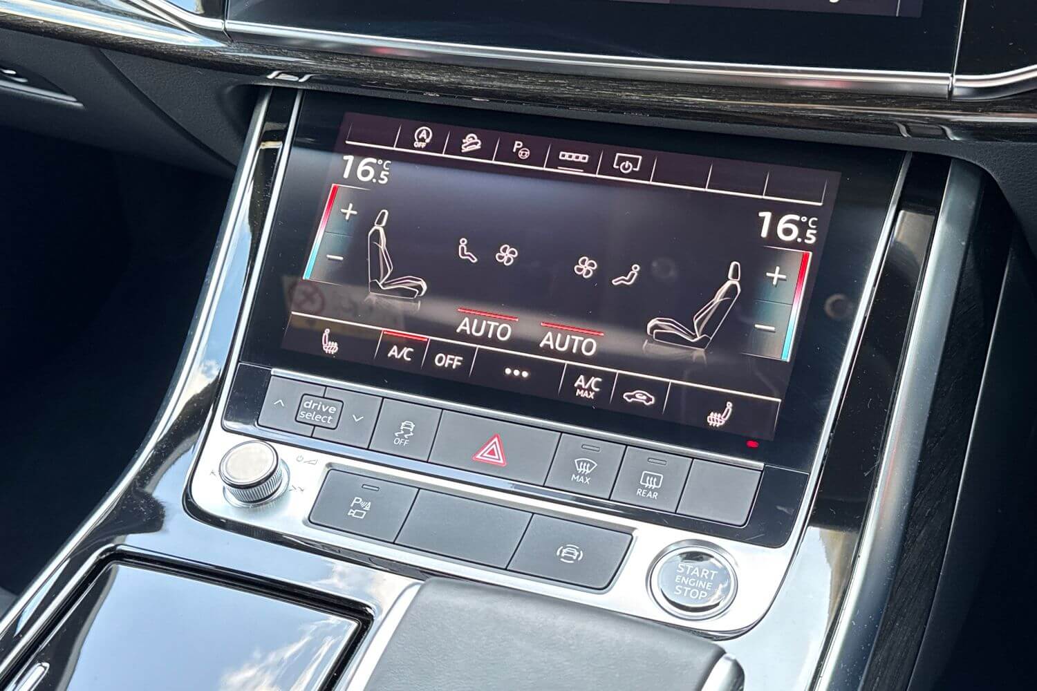 Audi Q7 thumbnail image number 34