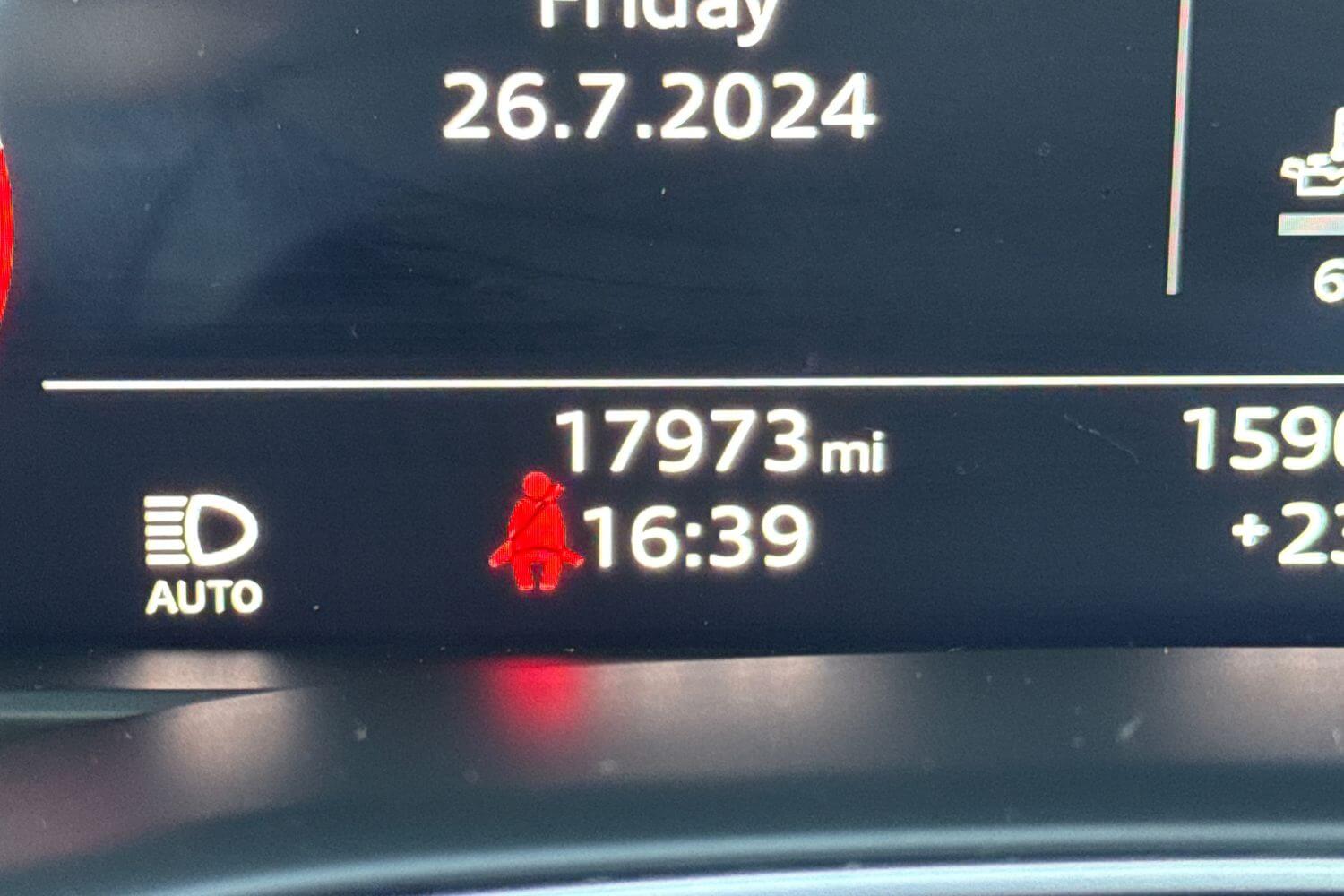 Audi Q7 thumbnail image number 37