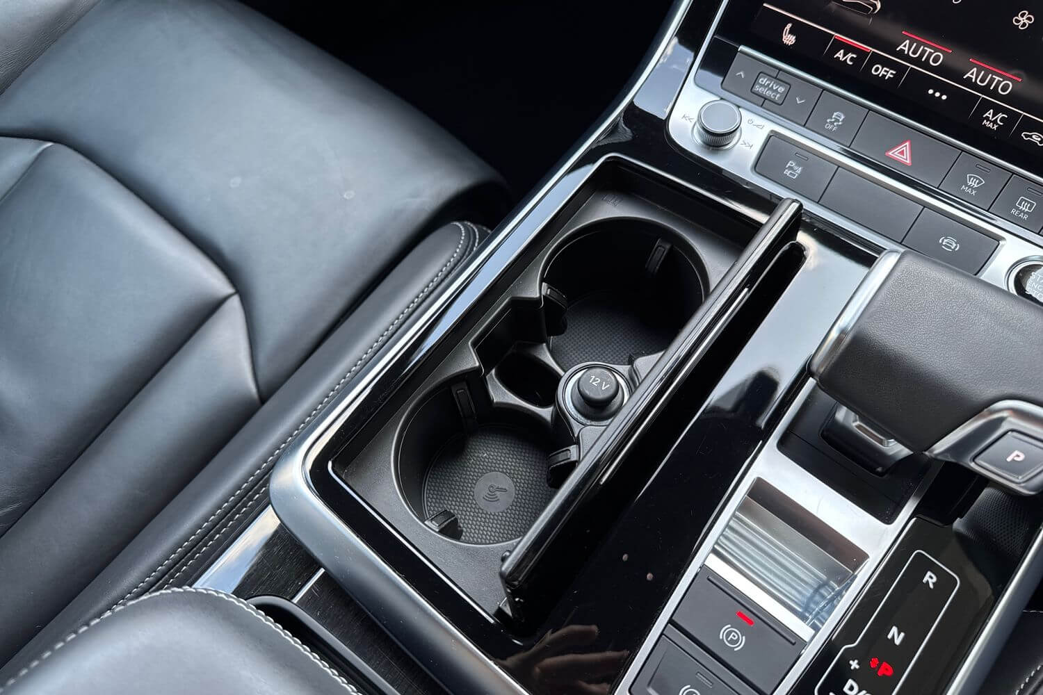 Audi Q7 thumbnail image number 39