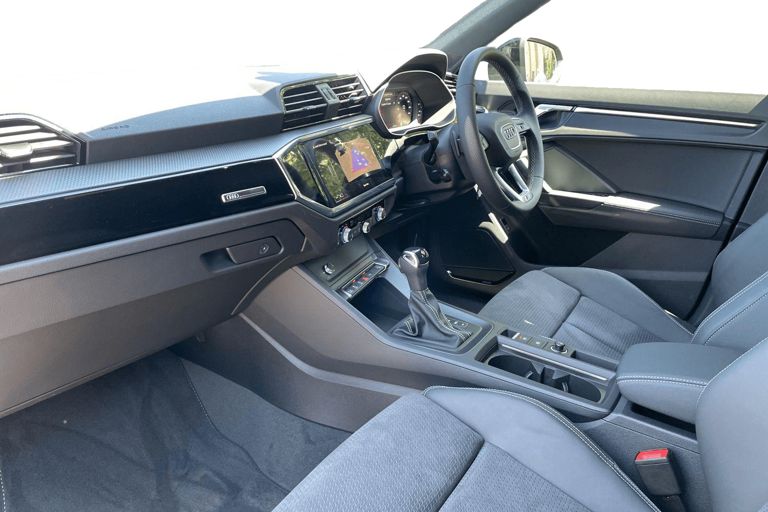 Audi Q5 thumbnail image number 11