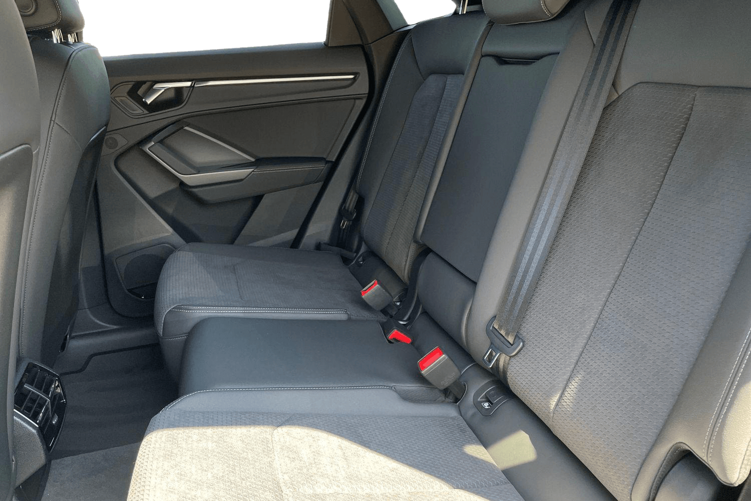 Audi Q5 thumbnail image number 12