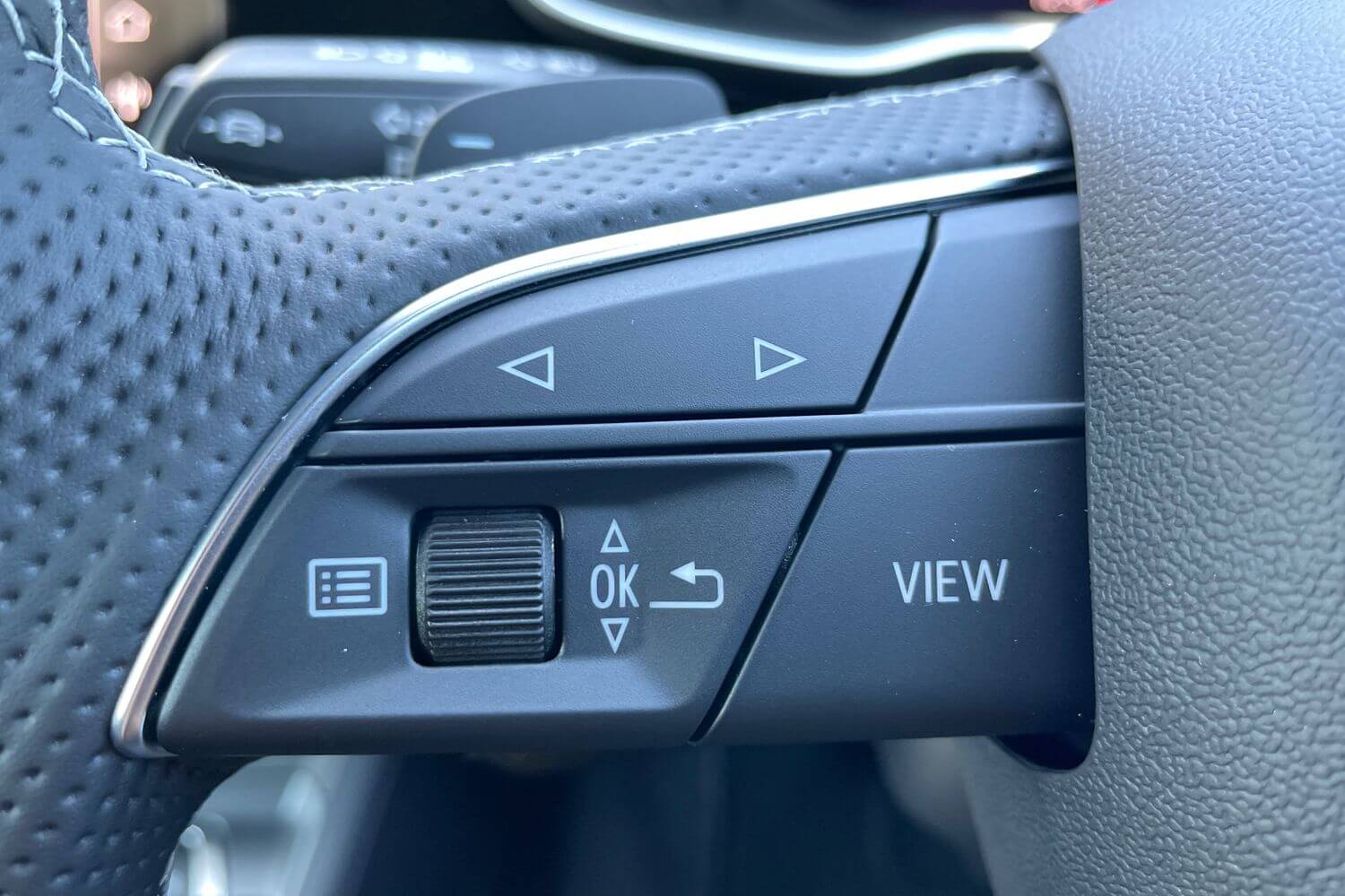 Audi Q5 thumbnail image number 17