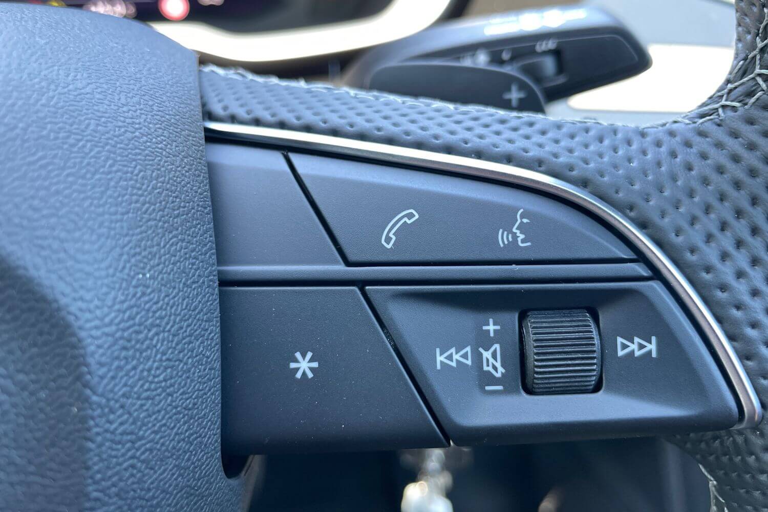 Audi Q5 thumbnail image number 18