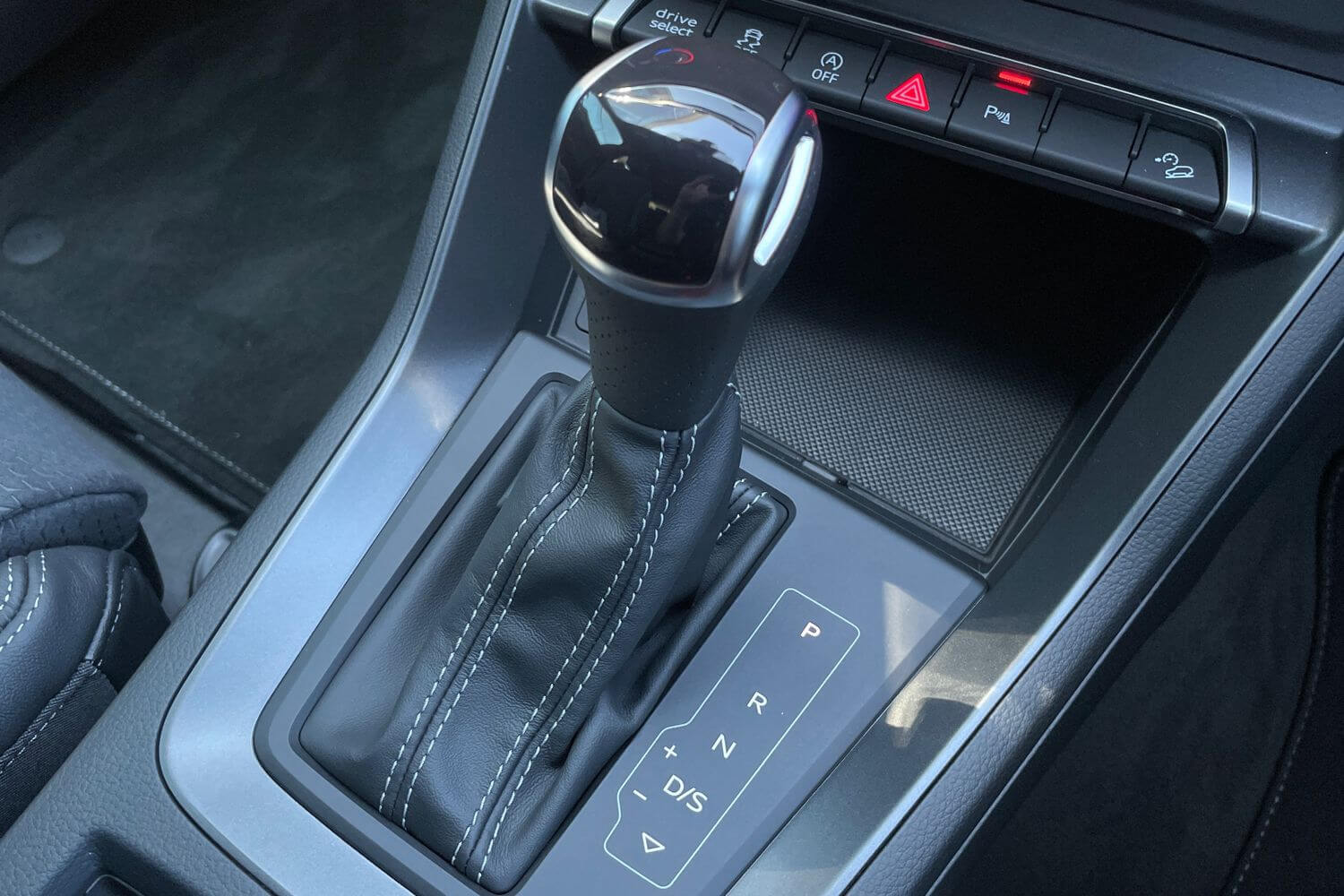 Audi Q5 thumbnail image number 22