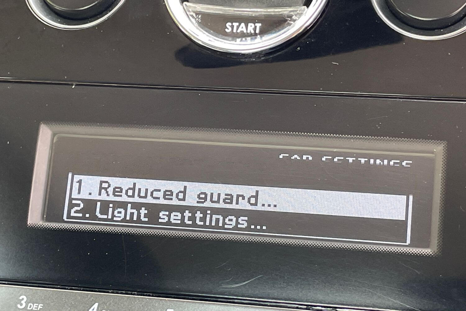 Aston Martin DBS thumbnail image number 20