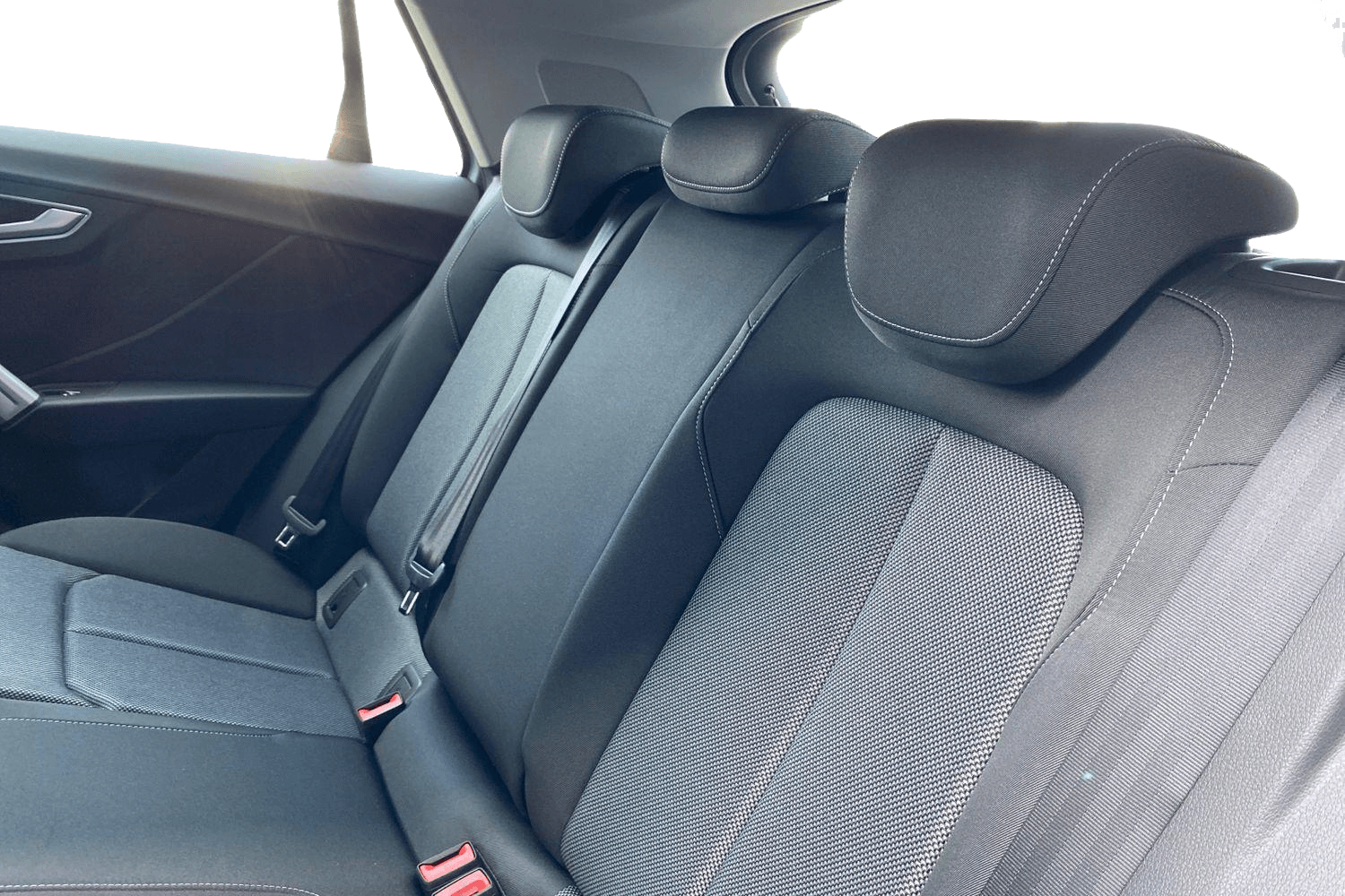 Audi Q2 thumbnail image number 12