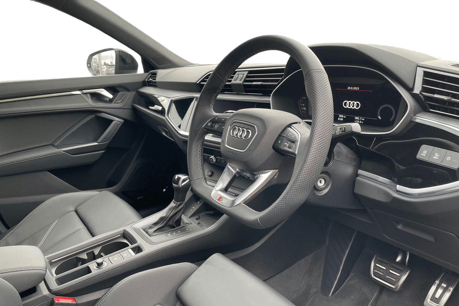 Audi Q3 thumbnail image number 13