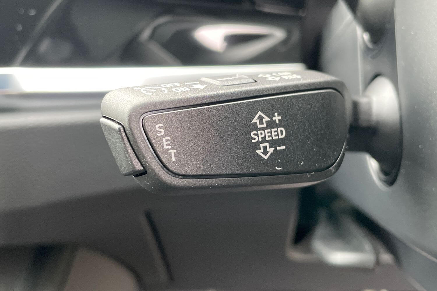 Audi Q3 thumbnail image number 19