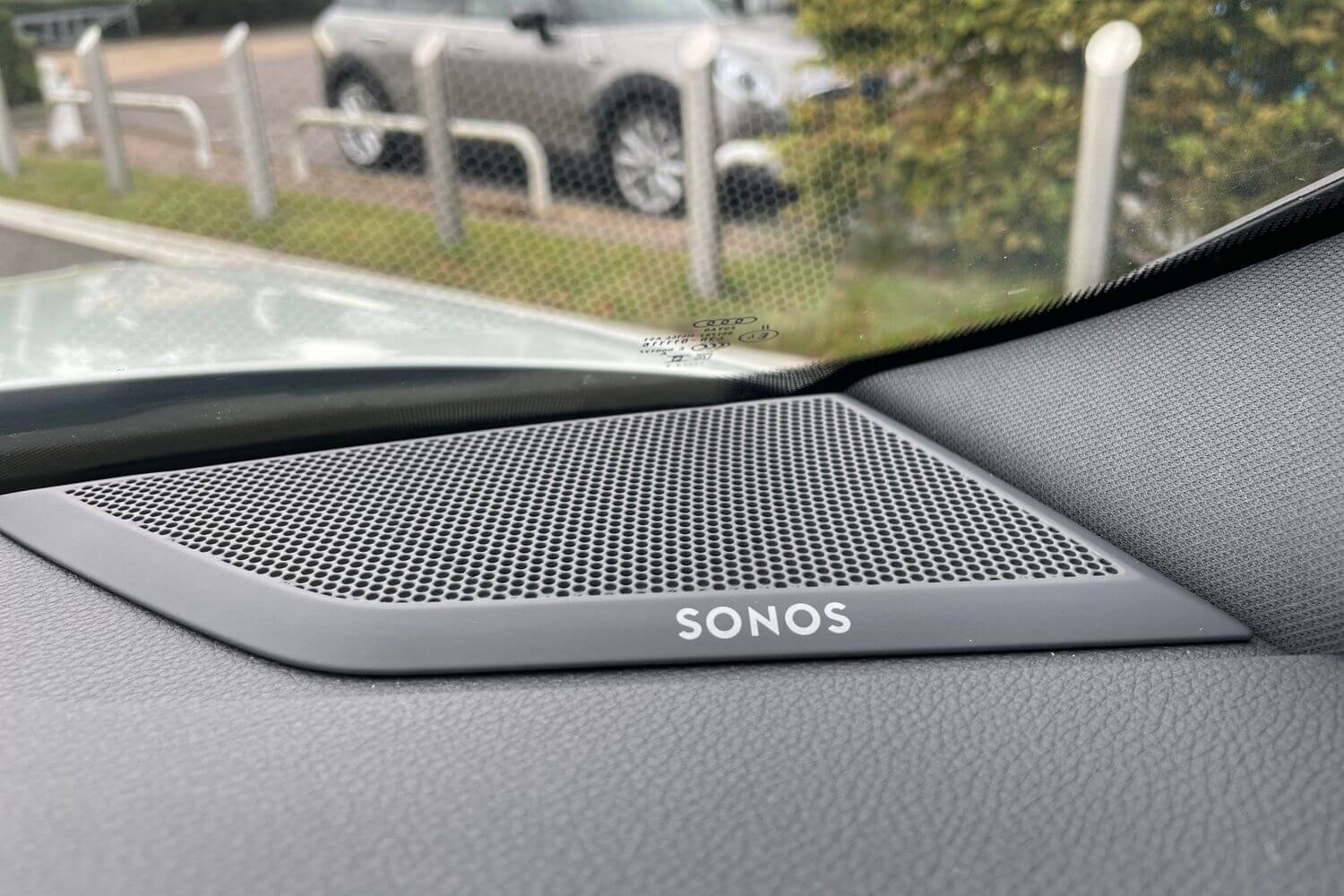 Audi Q3 thumbnail image number 28