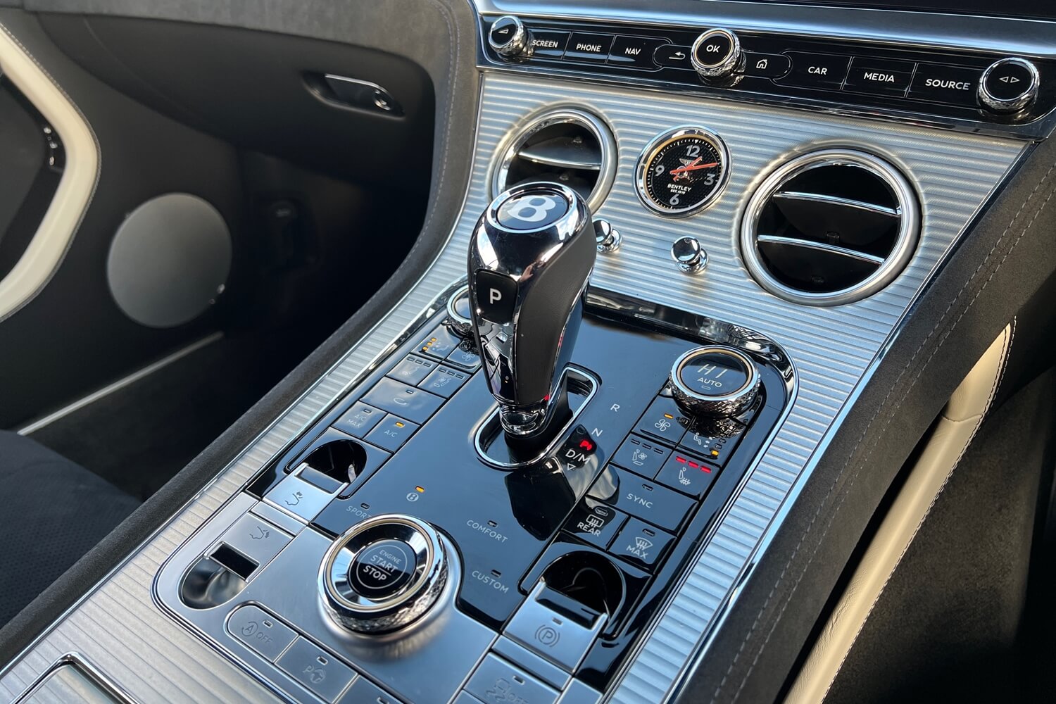 Bentley CONTINENTAL GT thumbnail image number 15