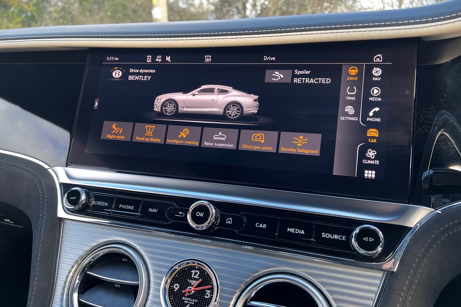 Bentley CONTINENTAL GT thumbnail image number 16