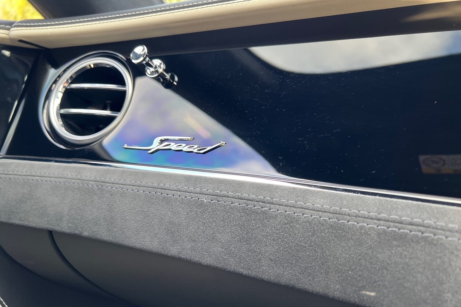 Bentley CONTINENTAL GT thumbnail image number 28