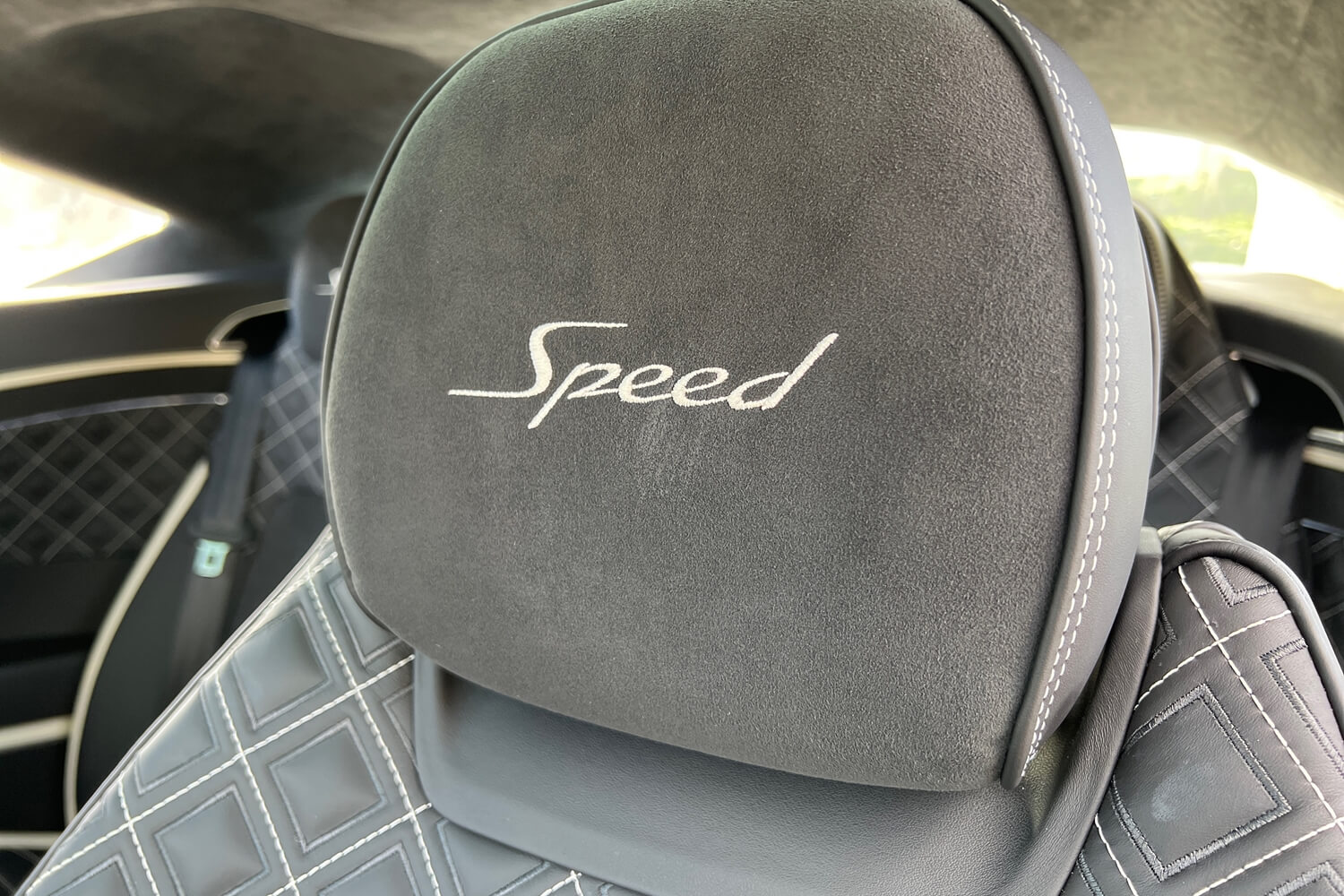 Bentley CONTINENTAL GT thumbnail image number 36