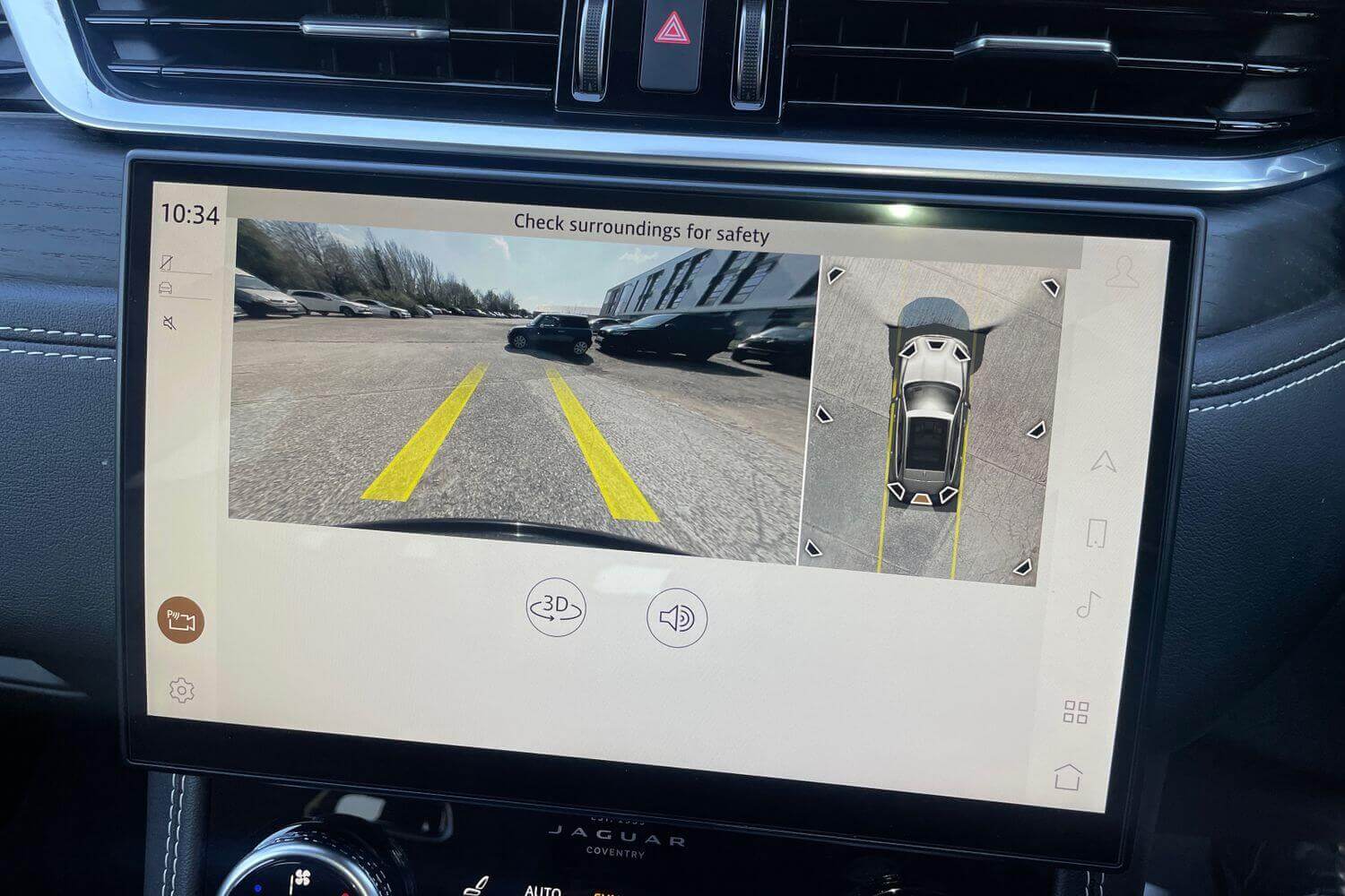 Jaguar F-PACE thumbnail image number 4