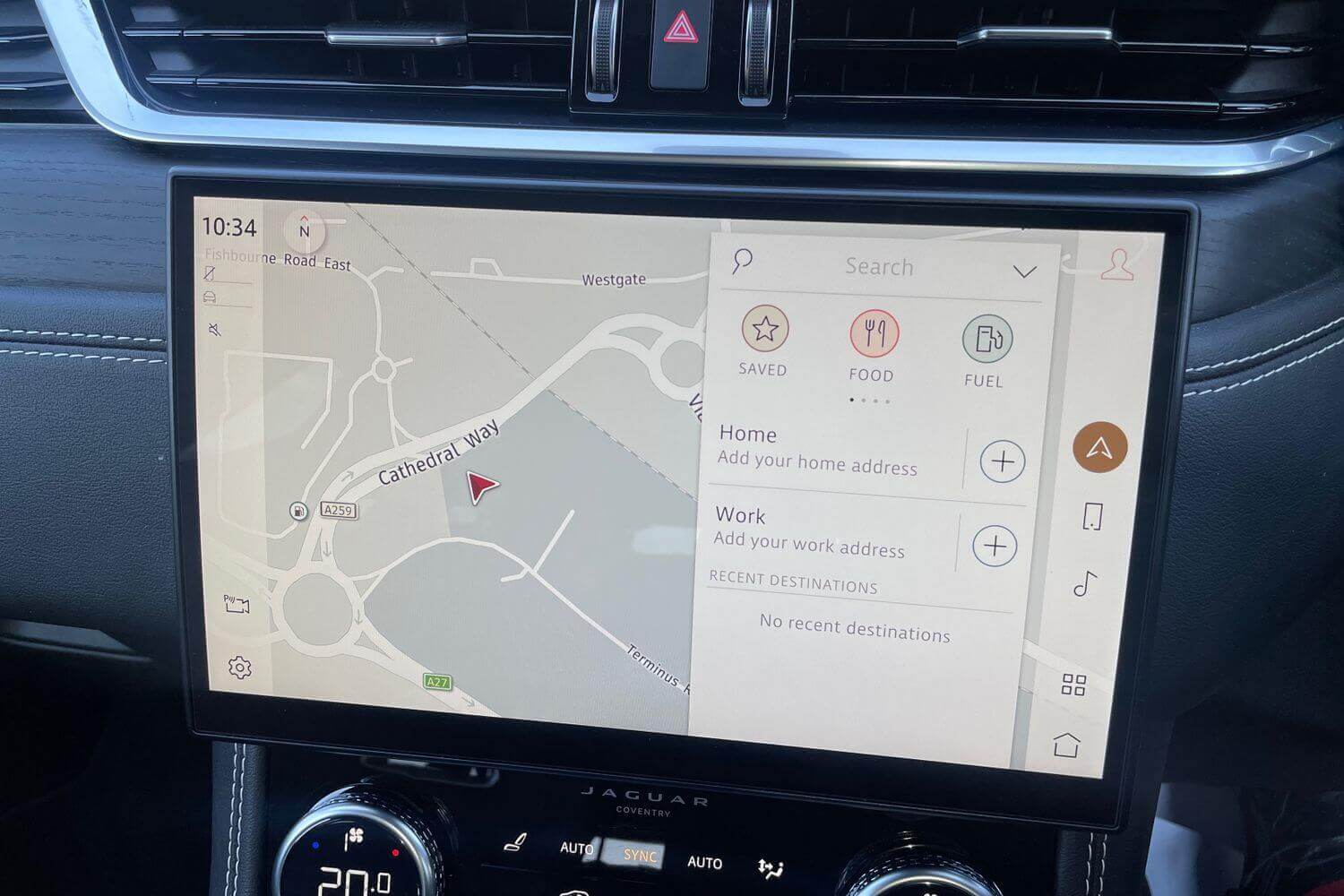 Jaguar F-PACE thumbnail image number 21