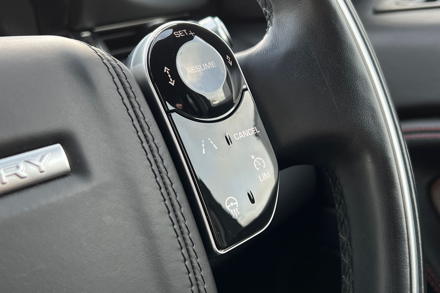 Land Rover DISCOVERY SPORT thumbnail image number 25