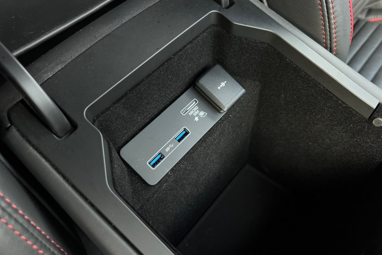 Land Rover DISCOVERY SPORT thumbnail image number 36