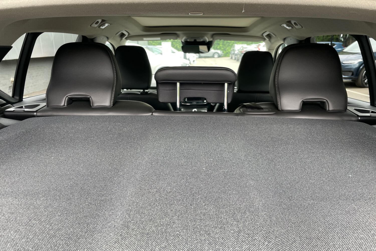 Volvo XC40 thumbnail image number 10