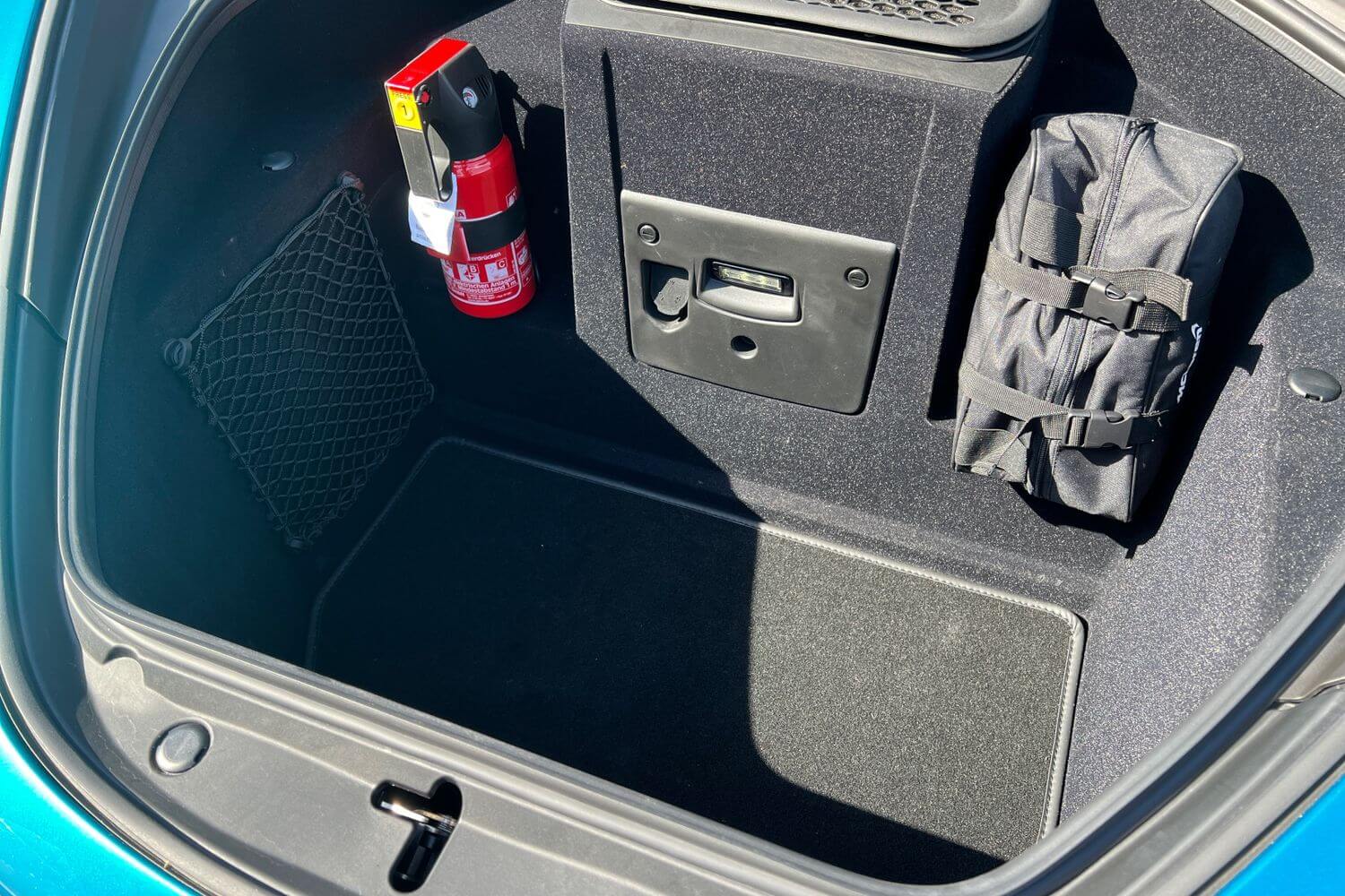 McLaren 720 thumbnail image number 10