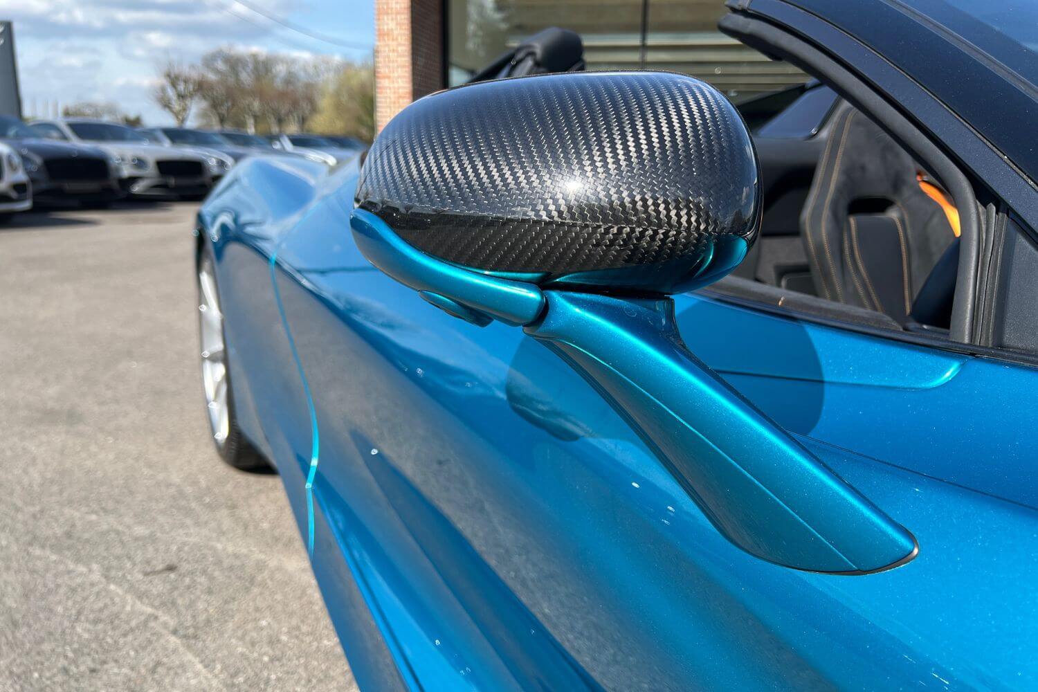 McLaren 720 thumbnail image number 3