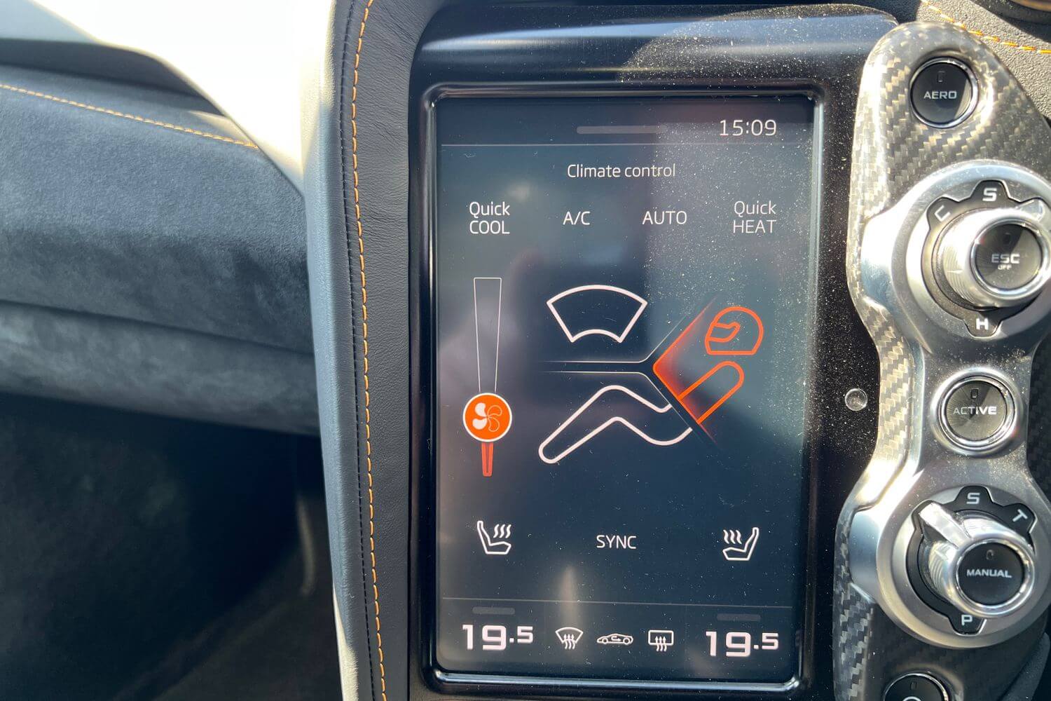 McLaren 720 thumbnail image number 33