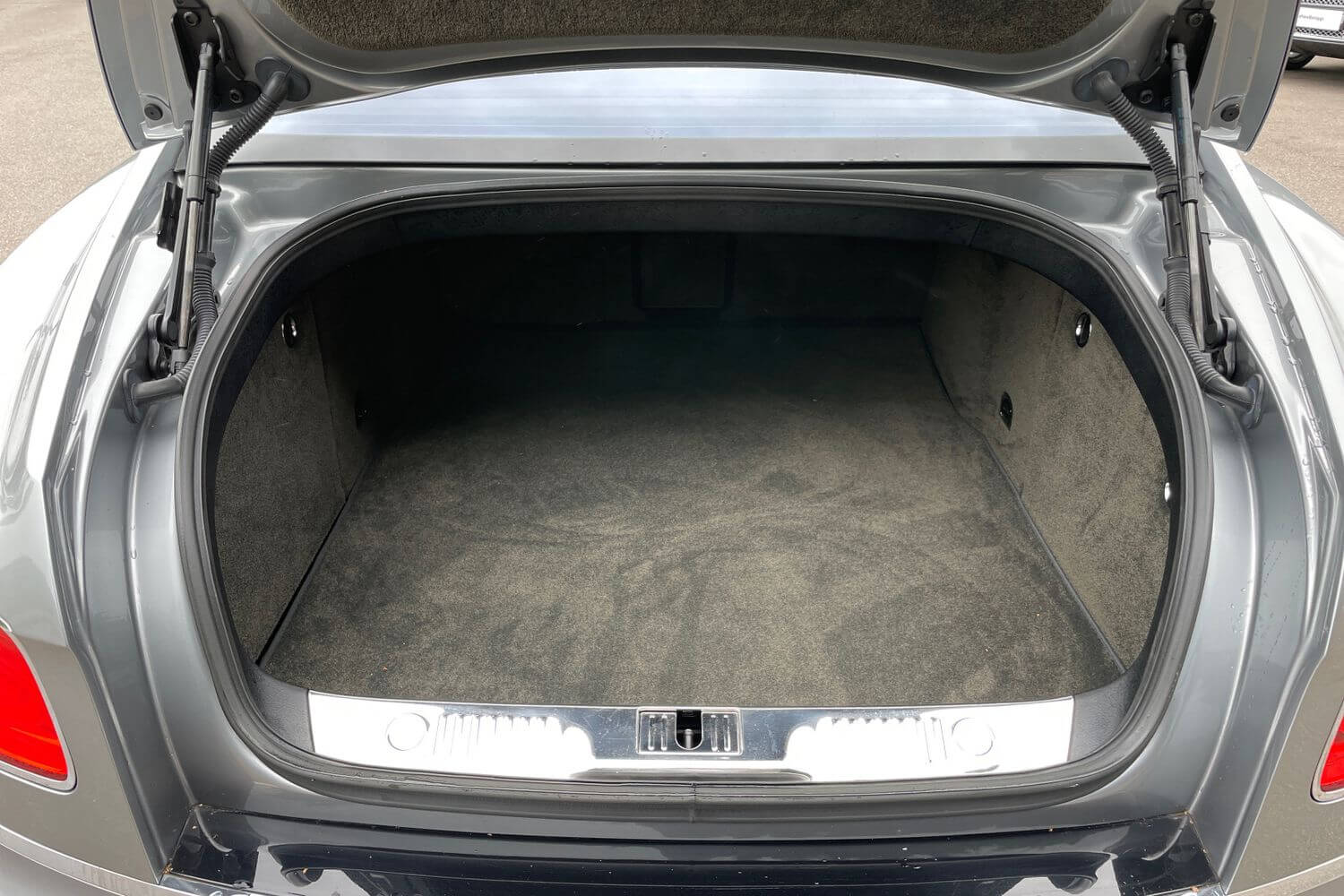 Bentley FLYING SPUR thumbnail image number 20