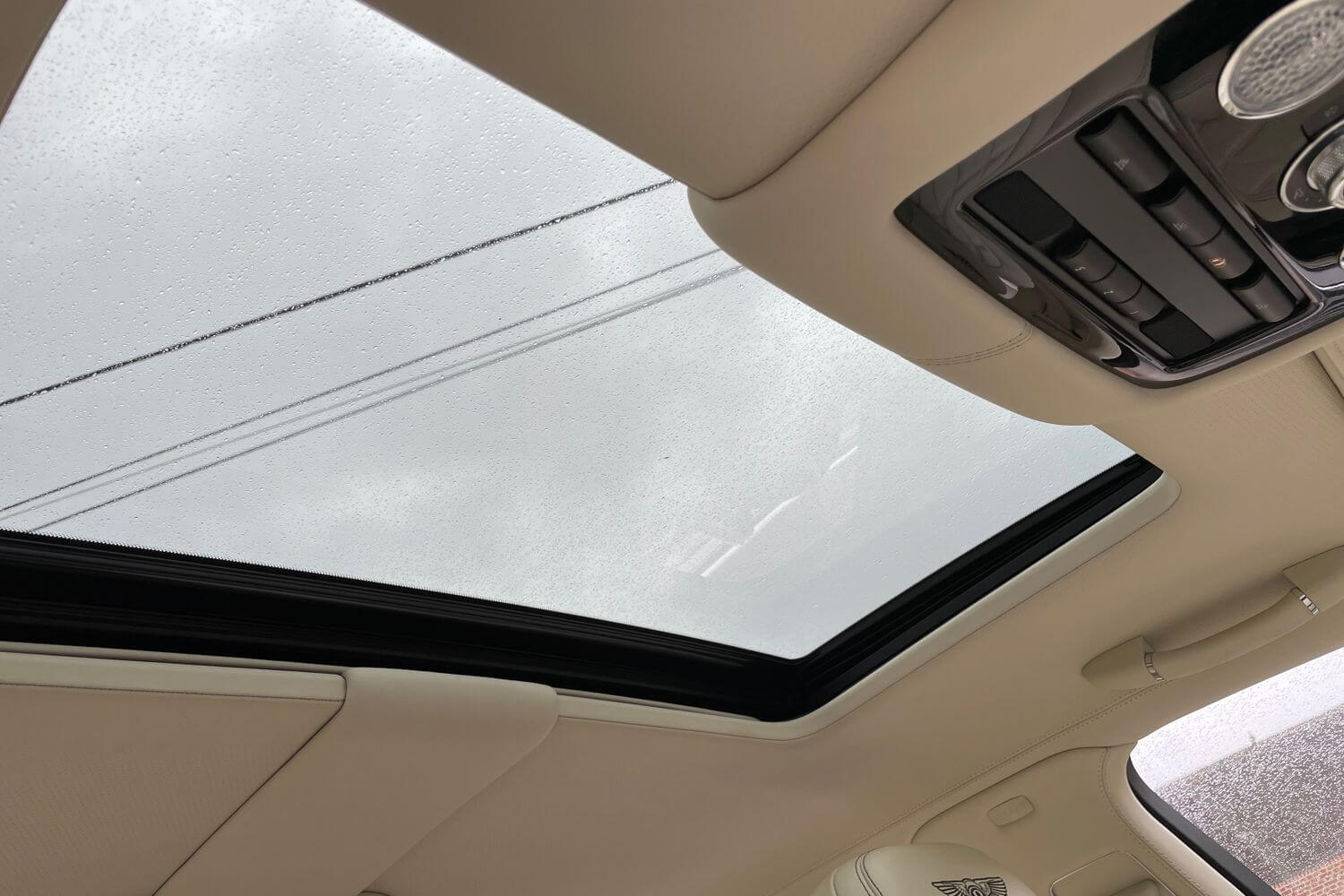 Bentley FLYING SPUR thumbnail image number 54