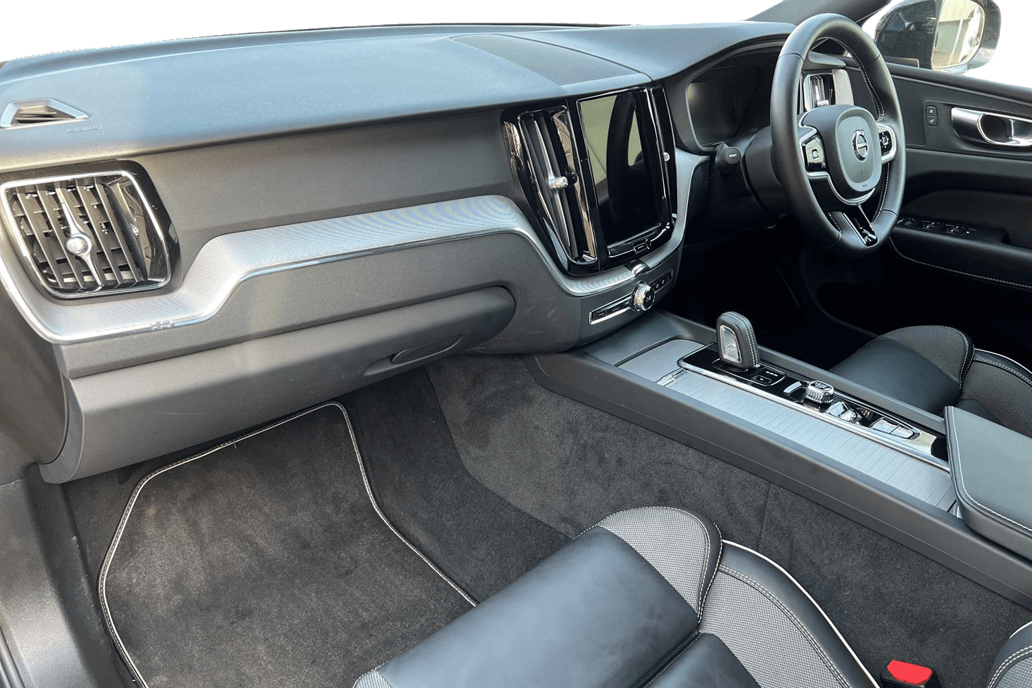 Volvo XC60 thumbnail image number 11