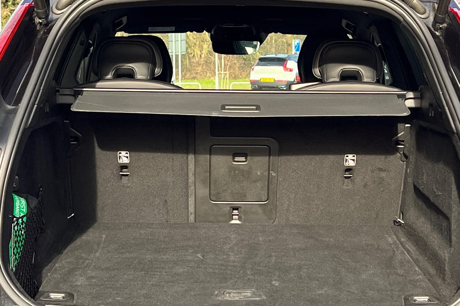 Volvo XC60 thumbnail image number 9