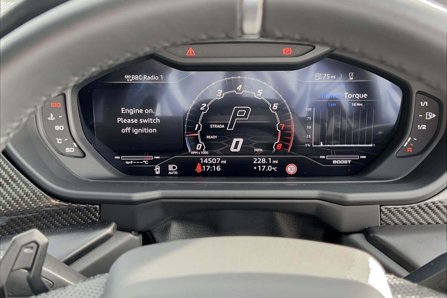 LAMBORGHINI URUS thumbnail image number 25