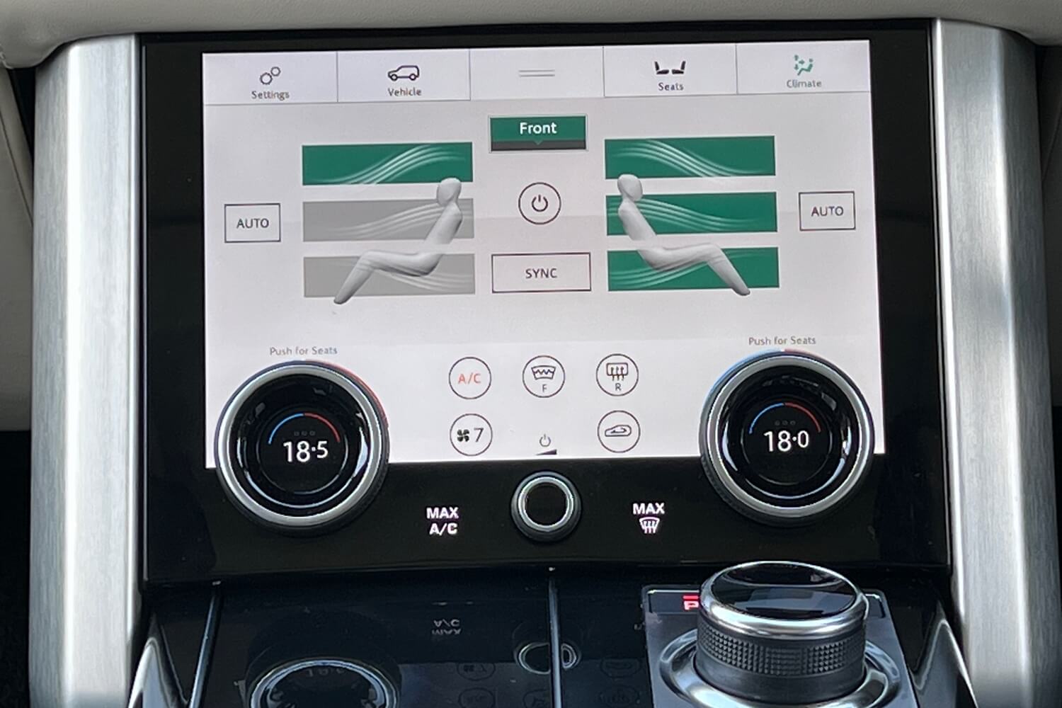 Land Rover RANGE ROVER thumbnail image number 21