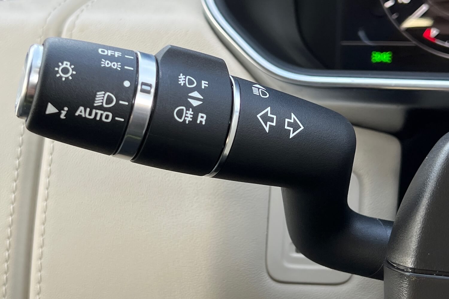 Land Rover RANGE ROVER thumbnail image number 25