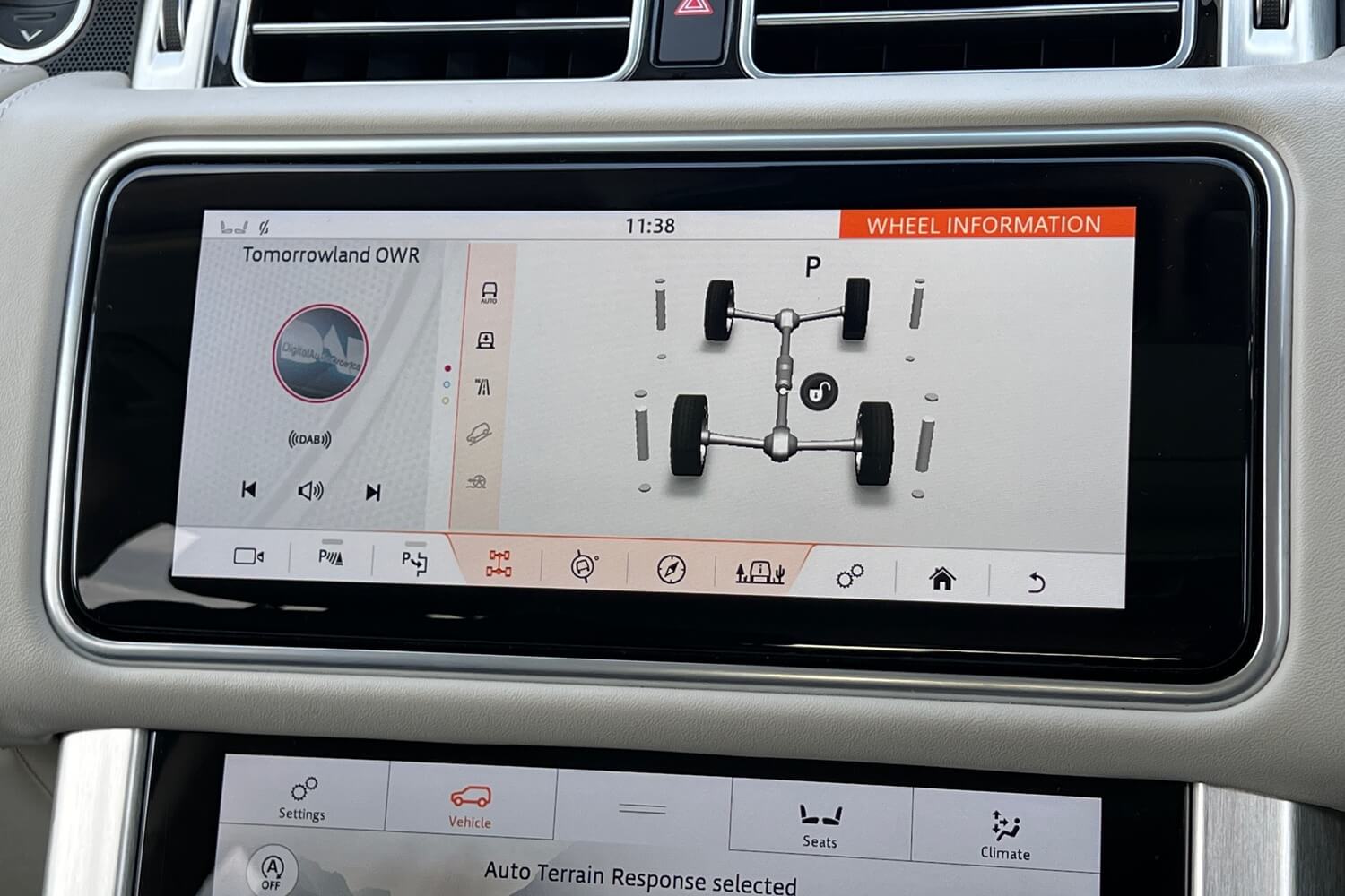 Land Rover RANGE ROVER thumbnail image number 33