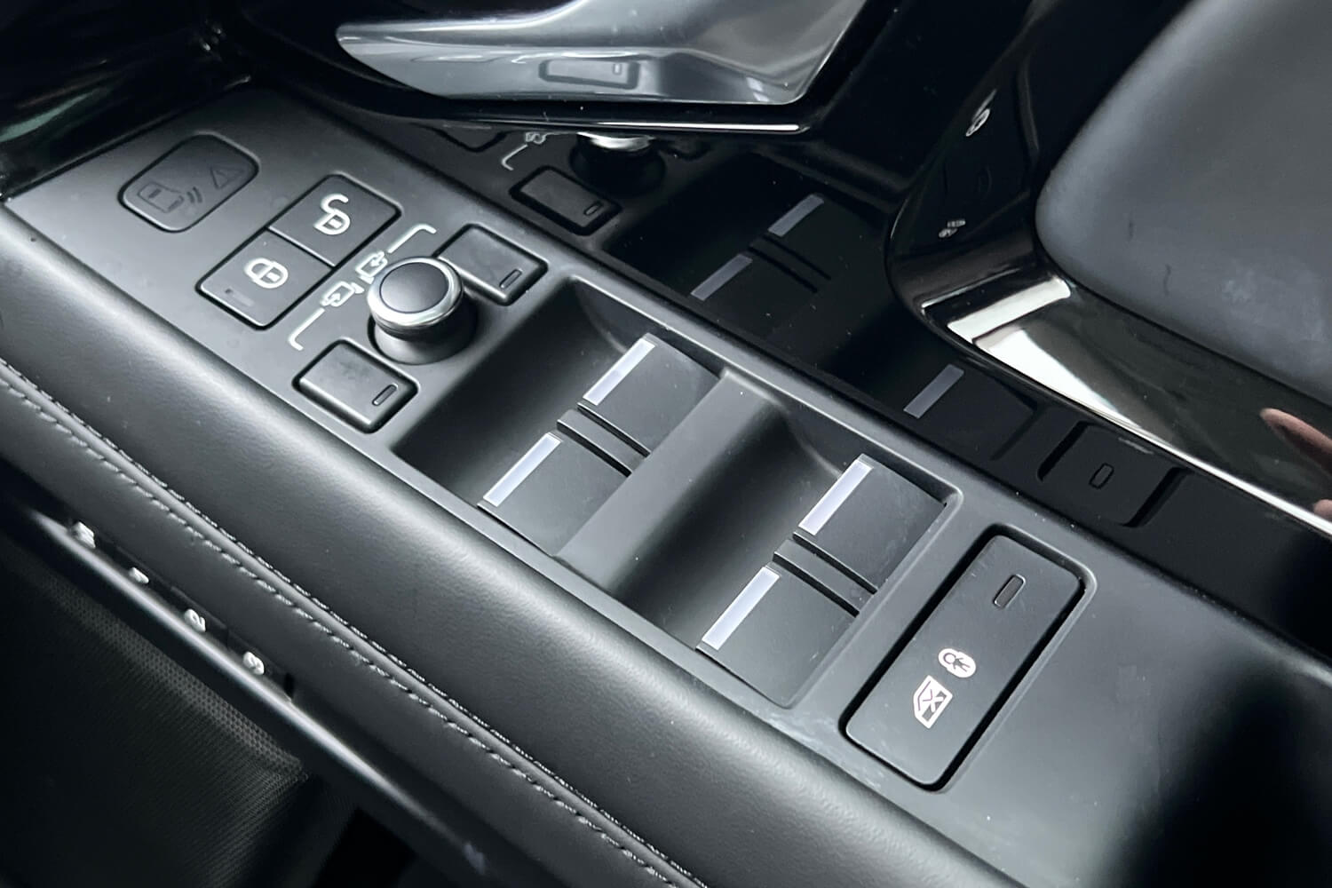 Land Rover RANGE ROVER EVOQUE thumbnail image number 18