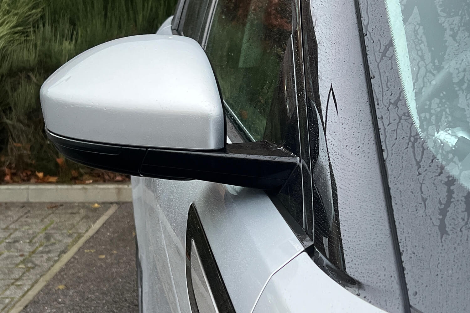 Land Rover RANGE ROVER EVOQUE thumbnail image number 3