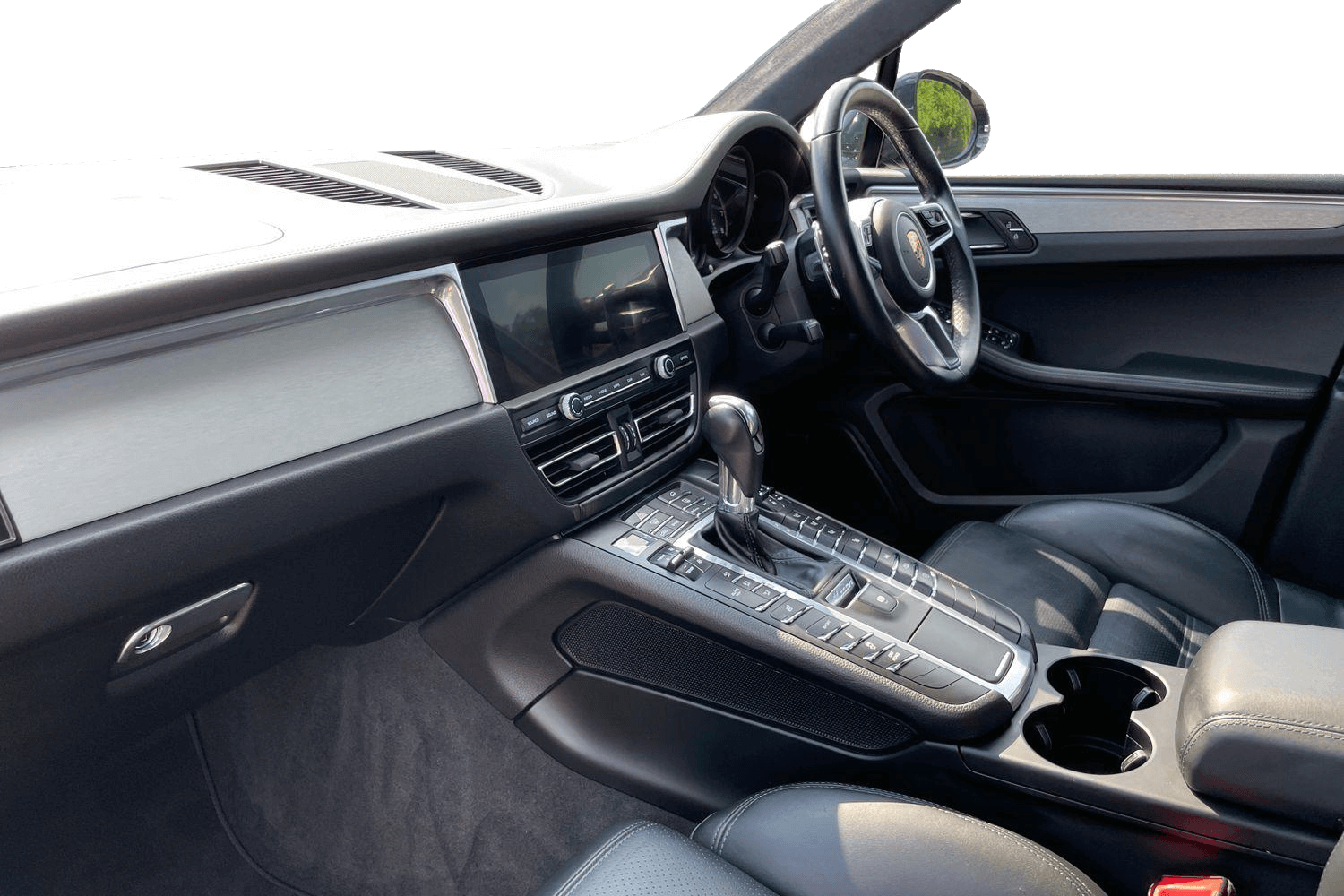 Porsche MACAN thumbnail image number 11