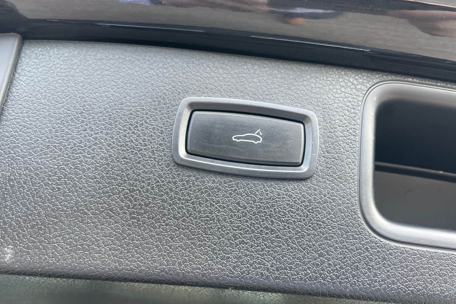 Porsche MACAN thumbnail image number 26