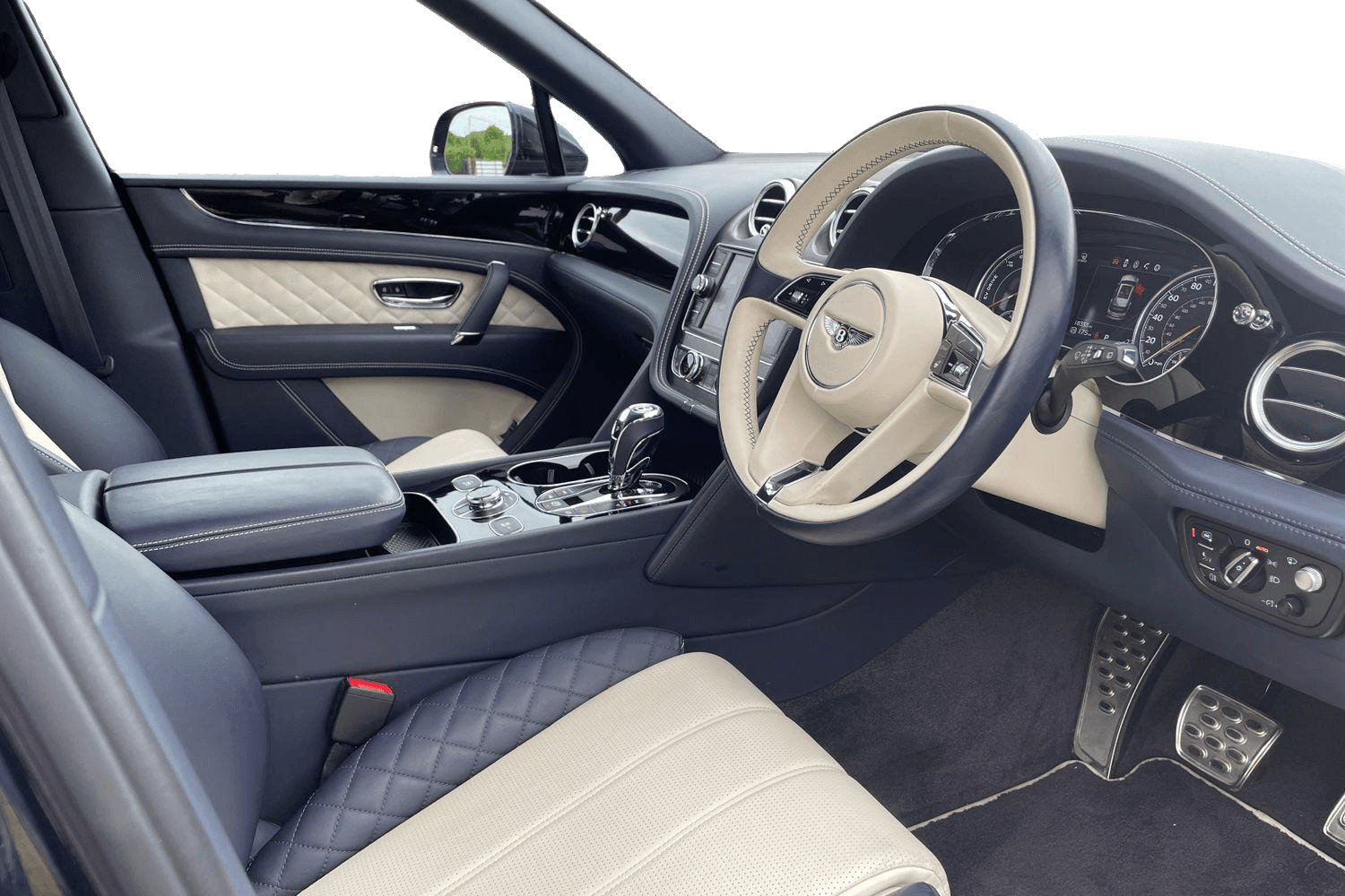 Bentley BENTAYGA thumbnail image number 13