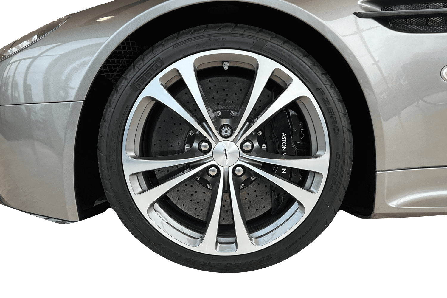 Aston Martin Vantage thumbnail image number 6